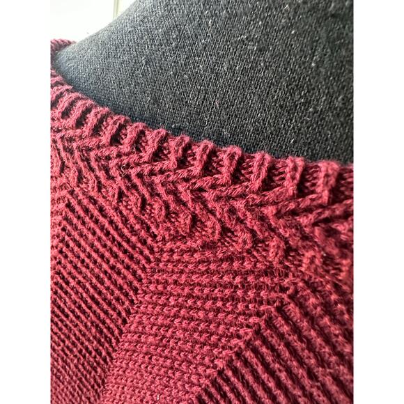 Chaps Ralph Lauren Maroon Crewneck Sweater – Herringbone Knit & Crest Logo - Picture 2 of 7